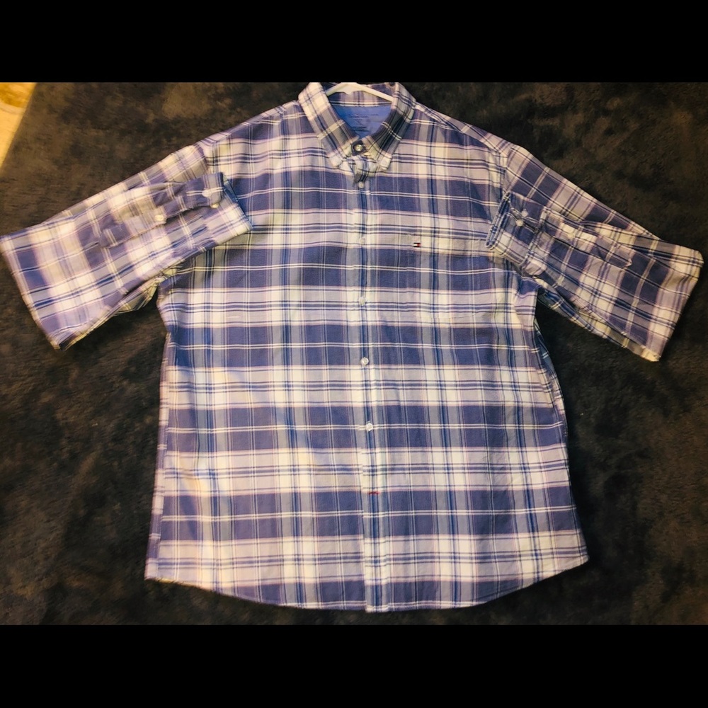 Tommy Hilfiger Men’s Button Down Long Sleeve Shirt